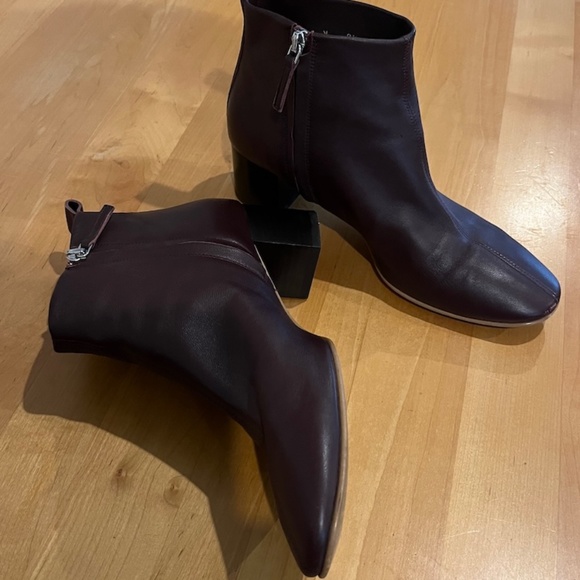 Everlane Day Boot - Bordeaux - Picture 2 of 7